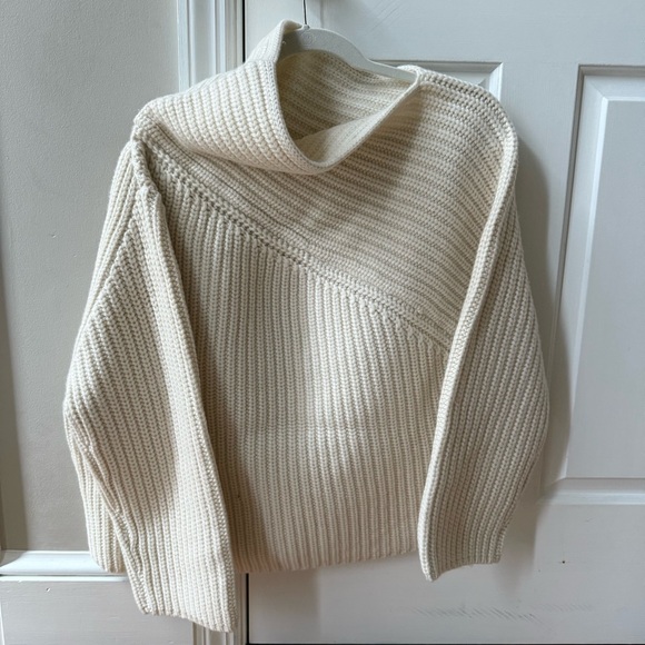ZARA WOOL BLEND ASYMMETRIC NECKLINE SWEATER in ECRU, SIZE LARGE - Picture 2 of 7